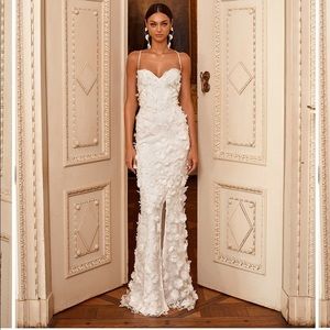 Alamour The Label Petra Dress - White - NWT just came in the mail